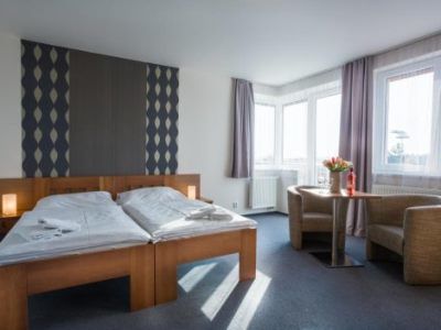 Garni Hotel Trebon Exterior photo
